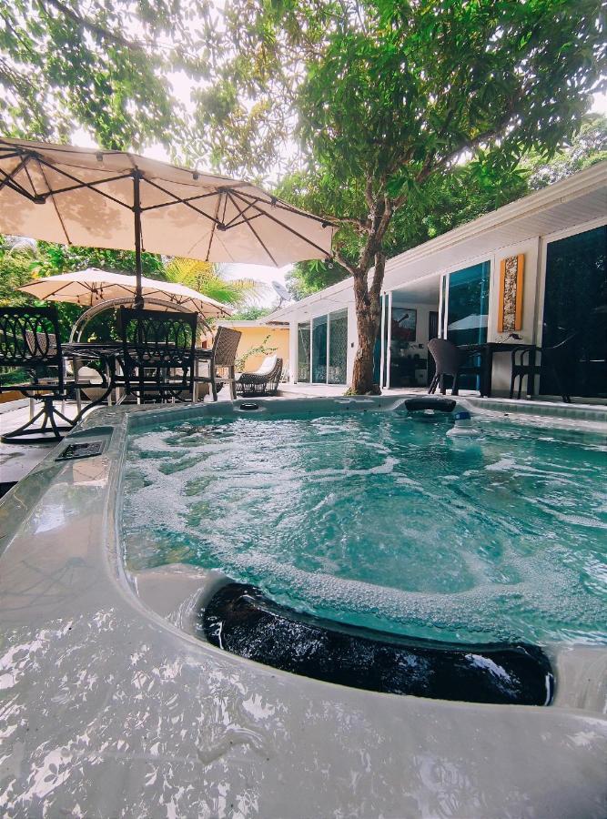La Romantica Bed and Breakfast Contadora Island Eksteriør billede
